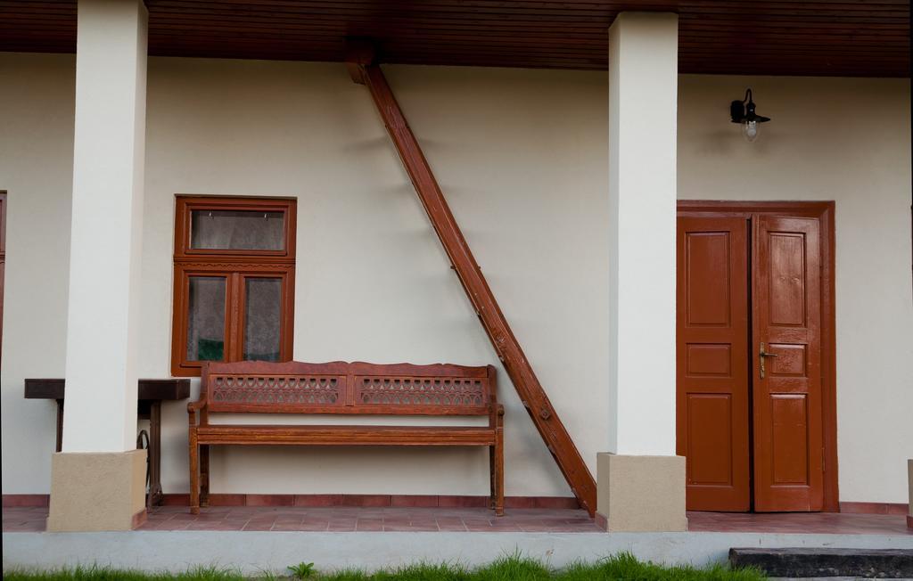Farmaobeckov Sk Apartamento Exterior foto